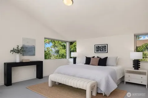 5903 20th Avenue S Seattle WA 98108