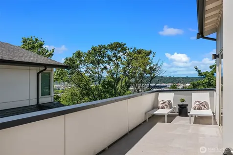 5903 20th Avenue S Seattle WA 98108