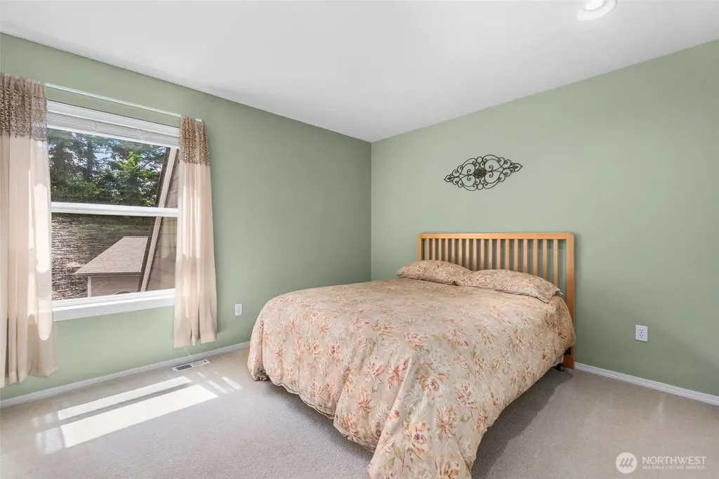 60 SE His Way Shelton WA 98584