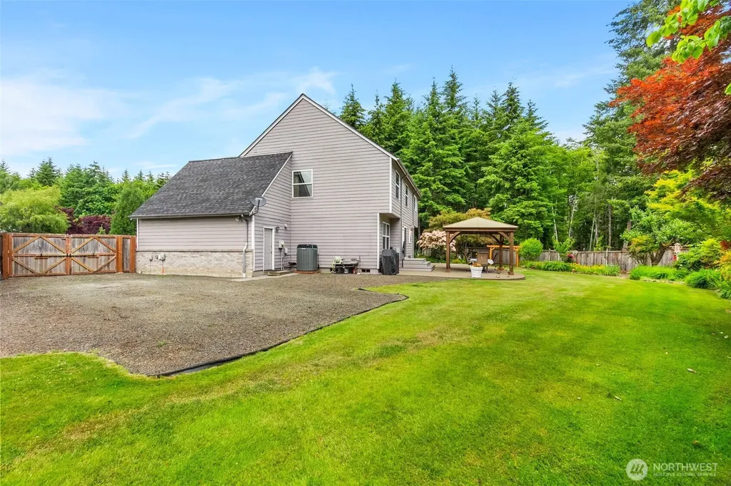 60 SE His Way Shelton WA 98584