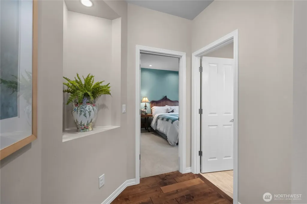 8618 Anderson Court NE Lacey WA 98516