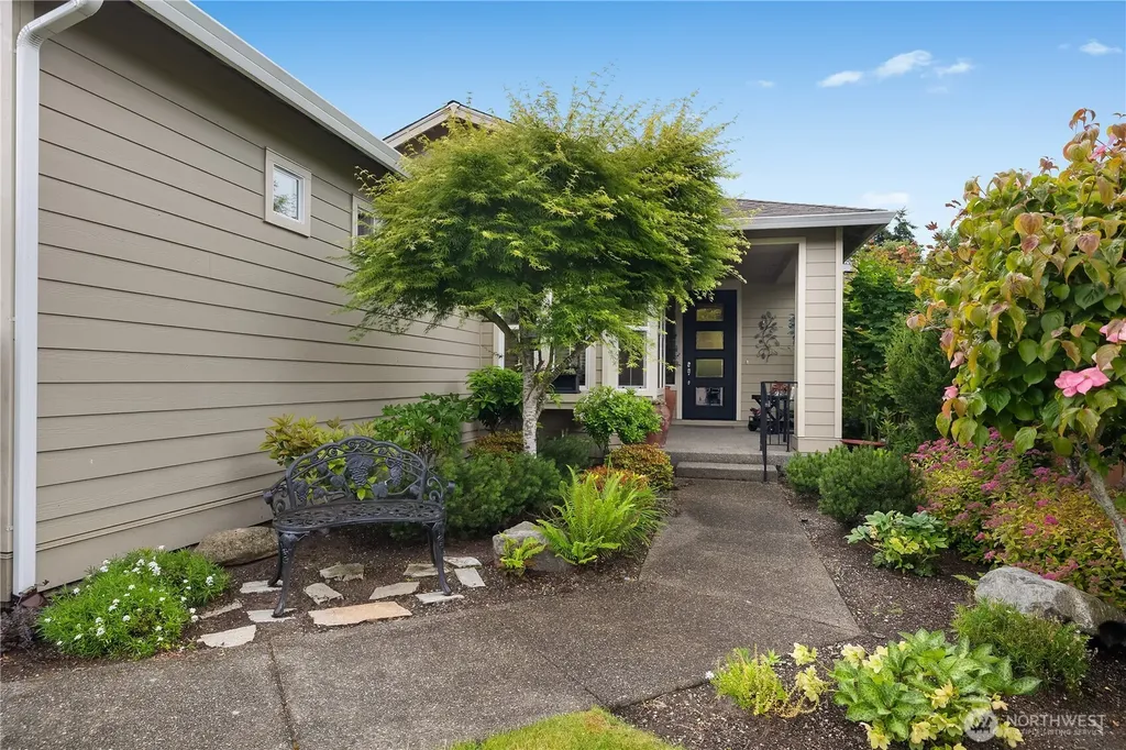 8618 Anderson Court NE Lacey WA 98516