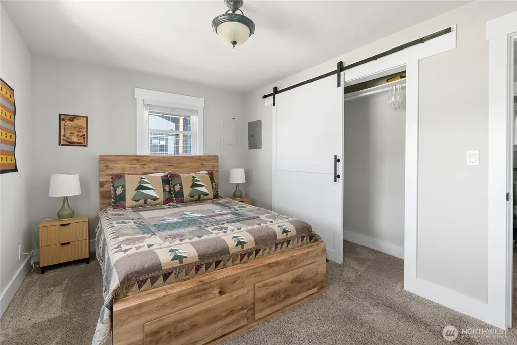 213 Cornet Bay Road Oak Harbor WA 98277