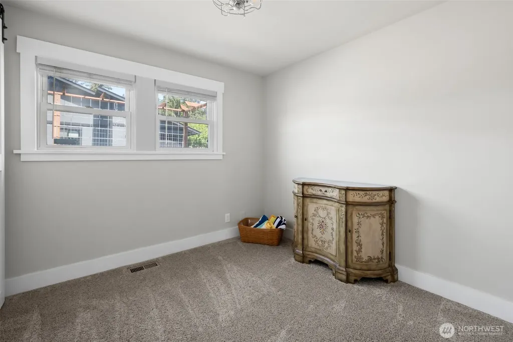 213 Cornet Bay Road Oak Harbor WA 98277
