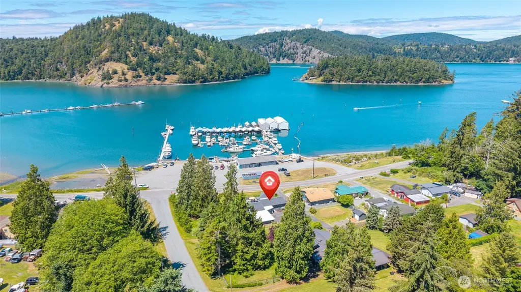 213 Cornet Bay Road Oak Harbor WA 98277