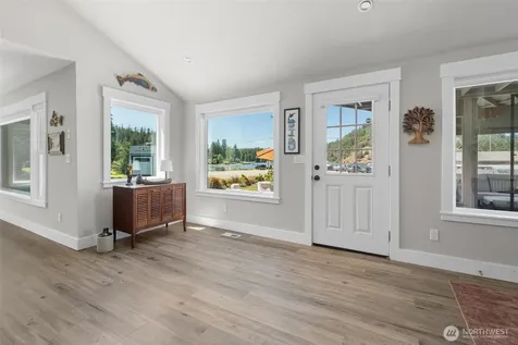213 Cornet Bay Road Oak Harbor WA 98277