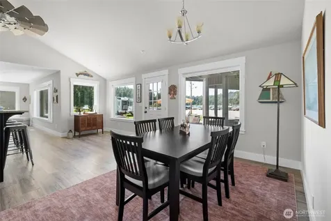 213 Cornet Bay Road Oak Harbor WA 98277