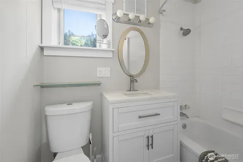 213 Cornet Bay Road Oak Harbor WA 98277