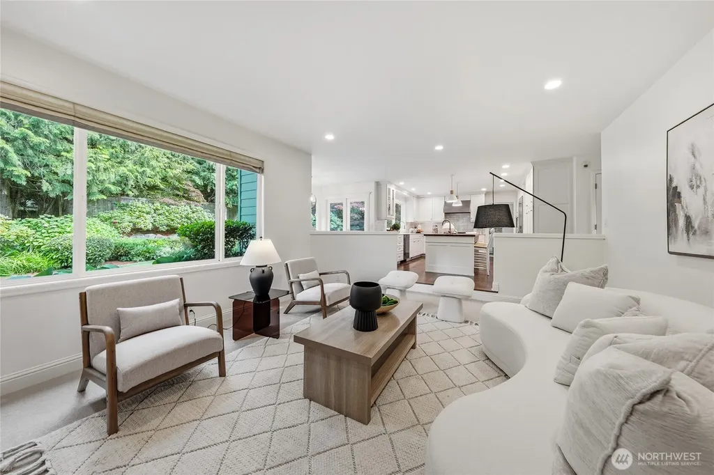 1032 84th Avenue NE Medina WA 98039