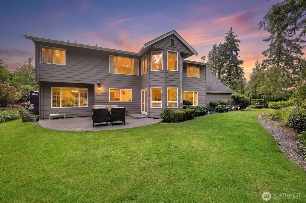 1032 84th Avenue NE Medina WA 98039