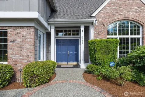 1032 84th Avenue NE Medina WA 98039