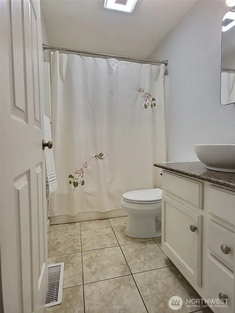 3835 Blue Finch Court SE Olympia WA 98503