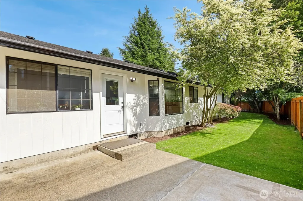 3835 Blue Finch Court SE Olympia WA 98503