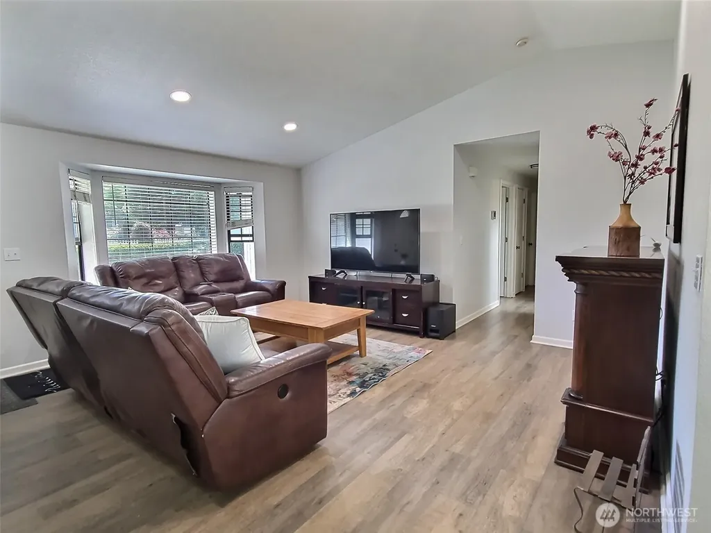 3835 Blue Finch Court SE Olympia WA 98503