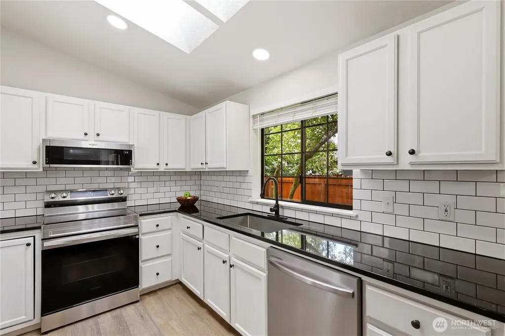 3835 Blue Finch Court SE Olympia WA 98503