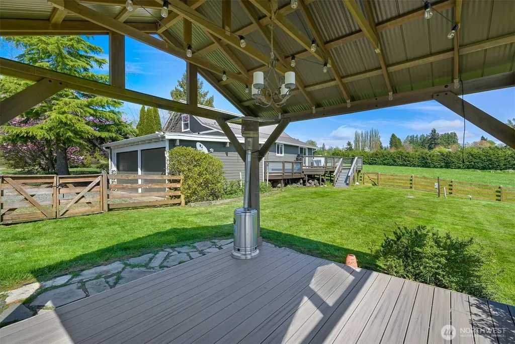 3073 Aldergrove Road Ferndale WA 98248