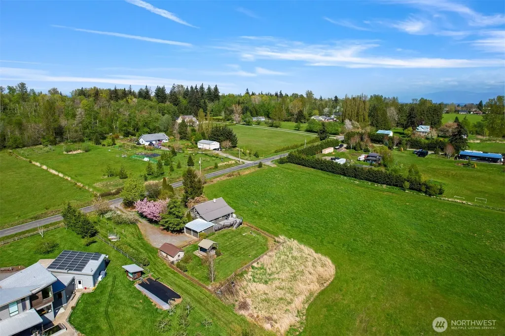 3073 Aldergrove Road Ferndale WA 98248