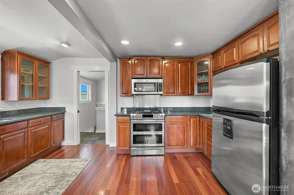 3073 Aldergrove Road Ferndale WA 98248