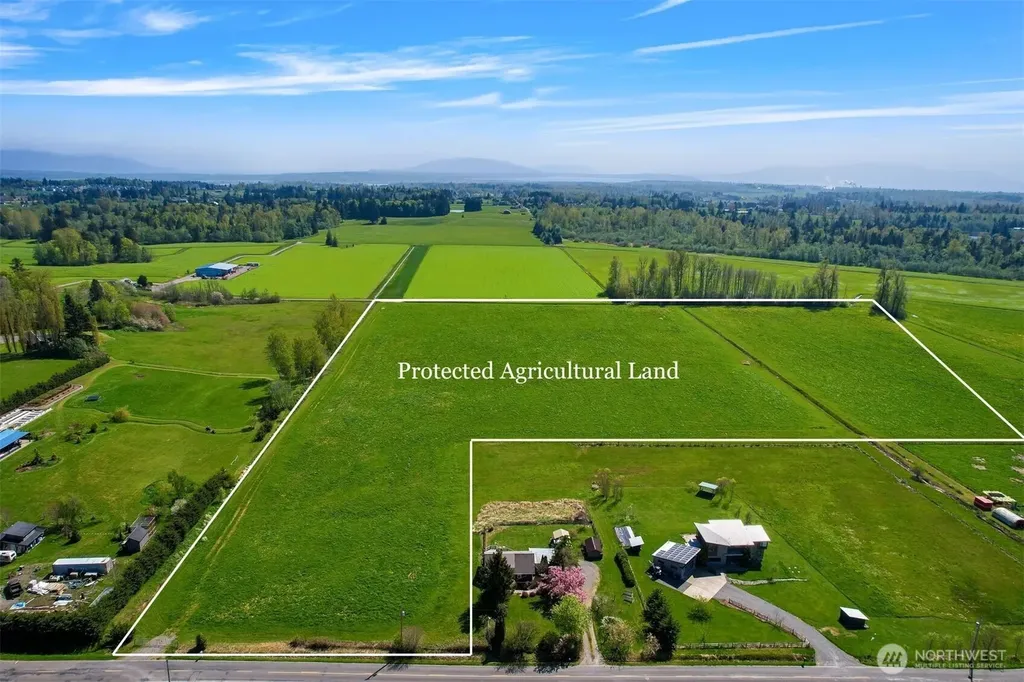 3073 Aldergrove Road Ferndale WA 98248