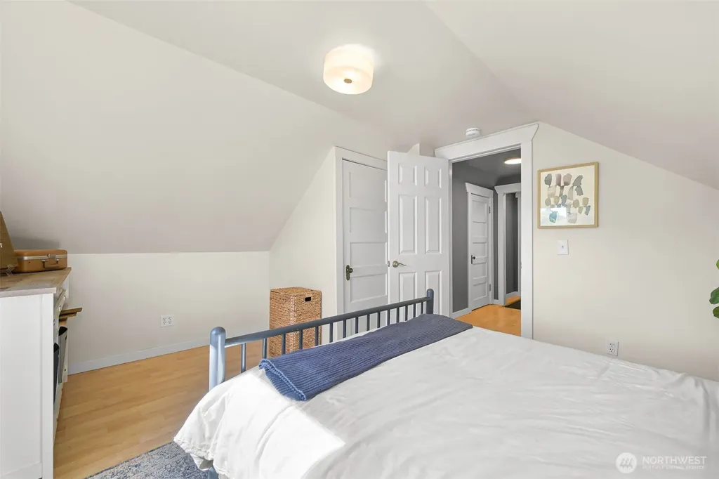 3073 Aldergrove Road Ferndale WA 98248