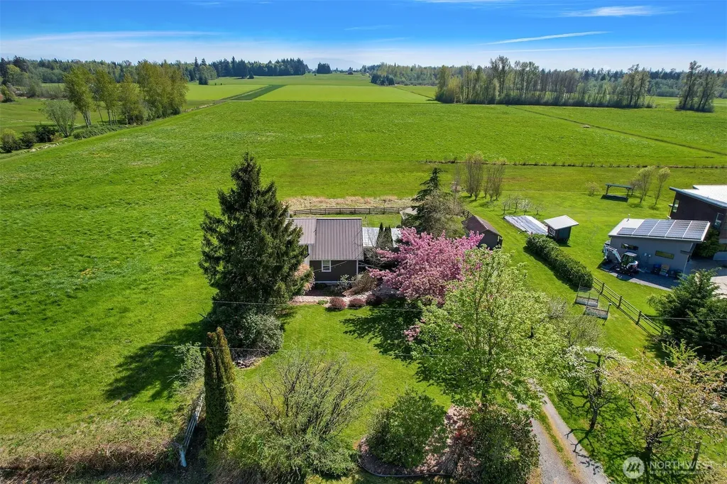 3073 Aldergrove Road Ferndale WA 98248