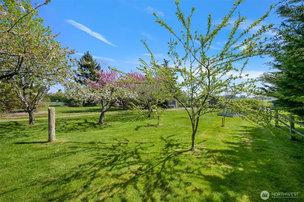 3073 Aldergrove Road Ferndale WA 98248