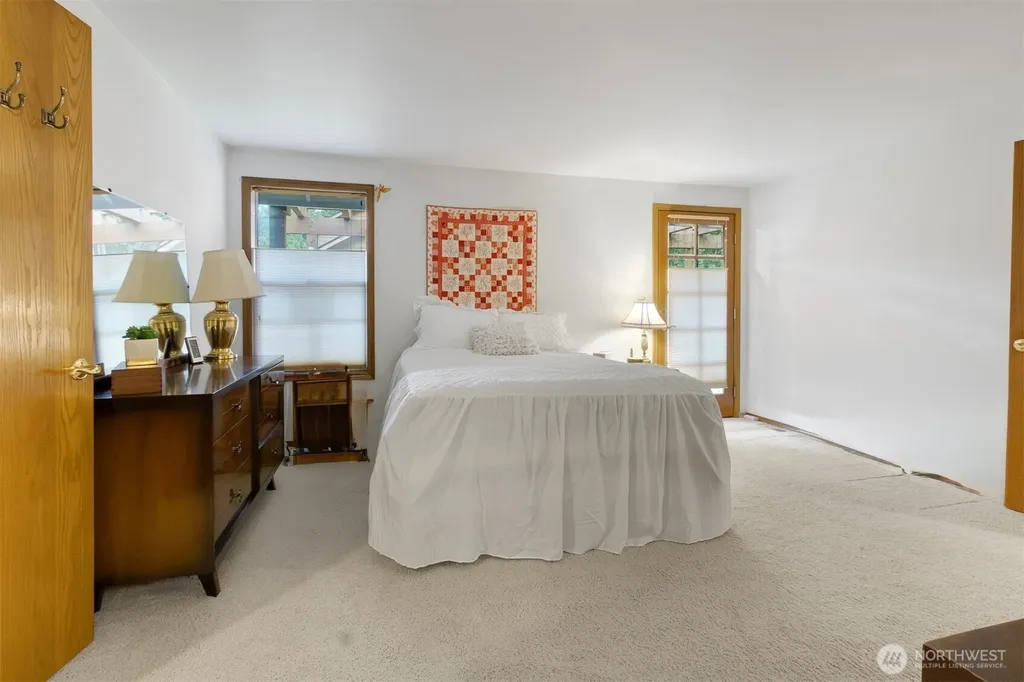 17532 SE 292nd Place Kent WA 98042