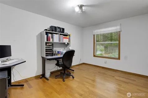 17532 SE 292nd Place Kent WA 98042