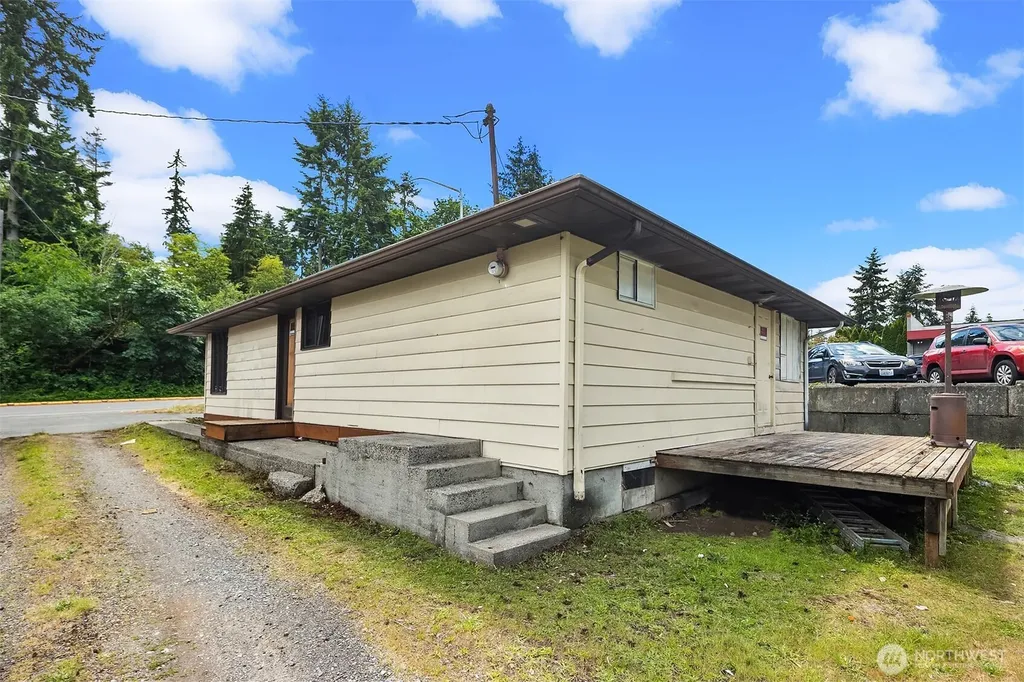 7629 244th Street SW Edmonds WA 98026