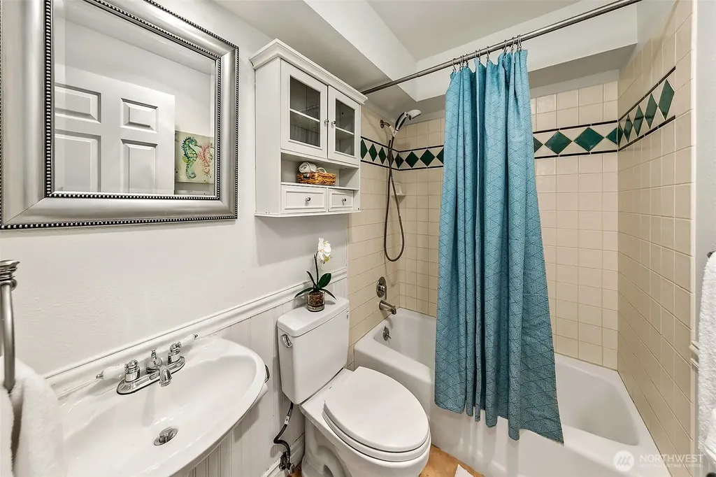 2126 N 86th Street Seattle WA 98103