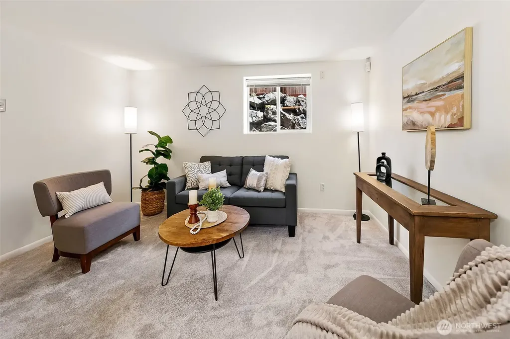 2126 N 86th Street Seattle WA 98103