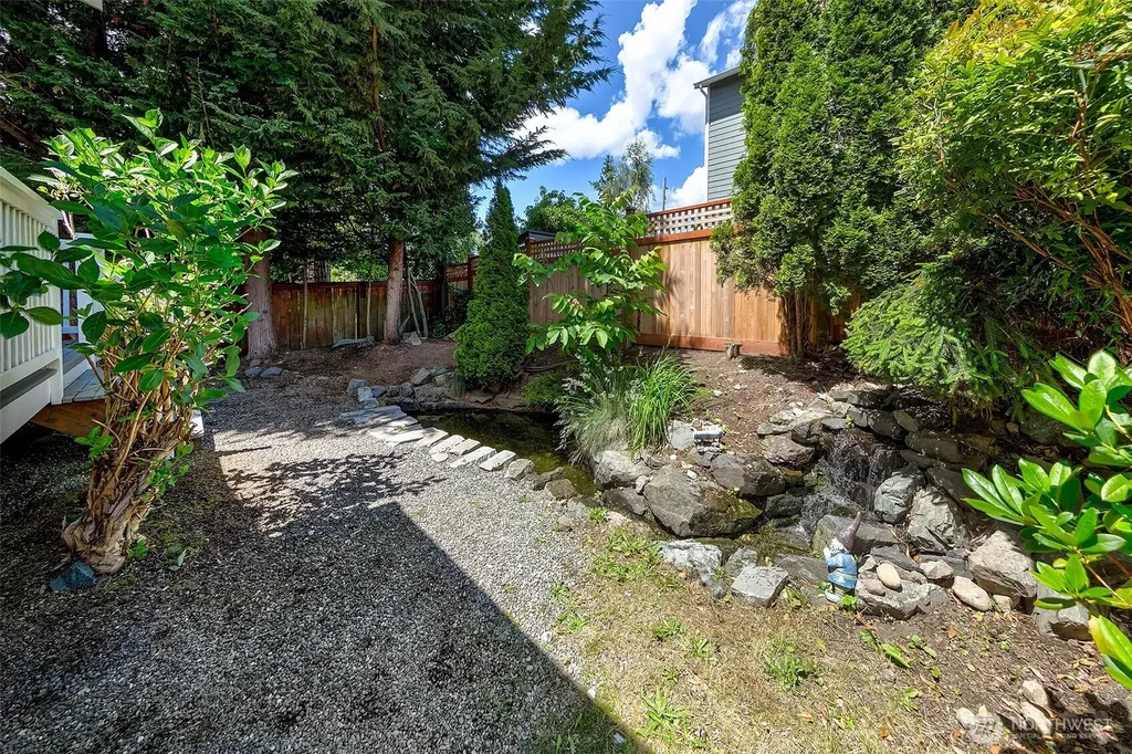 2126 N 86th Street Seattle WA 98103