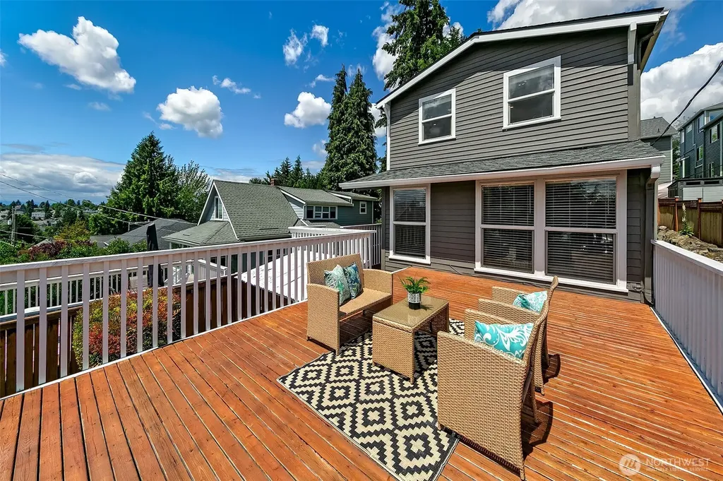 2126 N 86th Street Seattle WA 98103