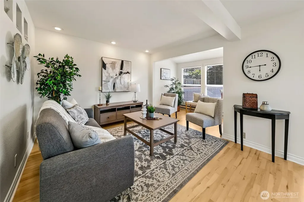 2126 N 86th Street Seattle WA 98103