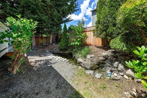 2126 N 86th Street Seattle WA 98103