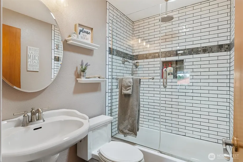 4322 S 10th Street Tacoma WA 98405