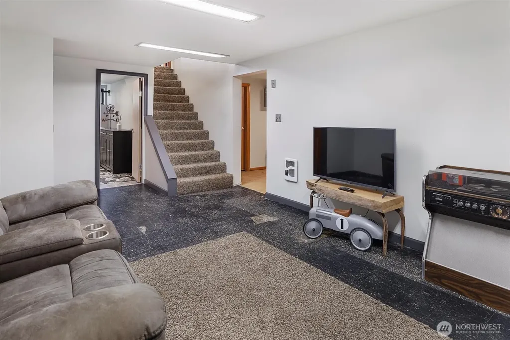 4322 S 10th Street Tacoma WA 98405