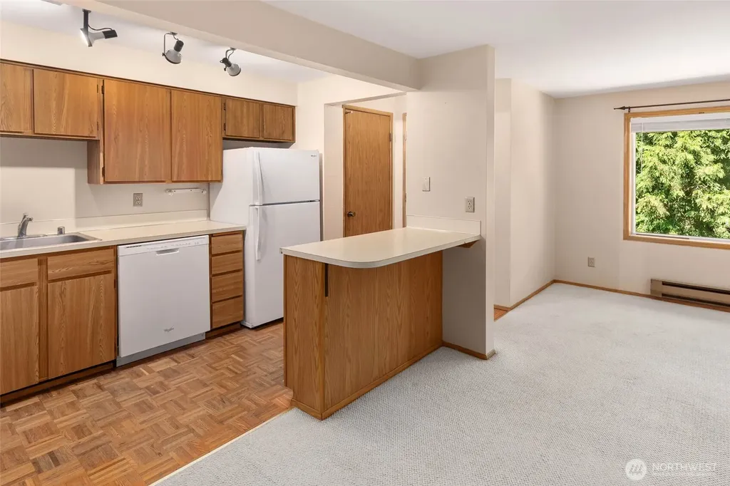 12715 NE 120th Street Kirkland WA 98034