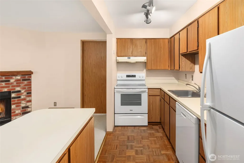12715 NE 120th Street Kirkland WA 98034