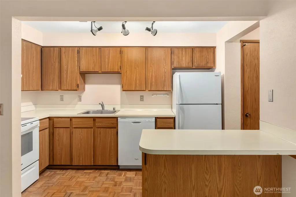 12715 NE 120th Street Kirkland WA 98034
