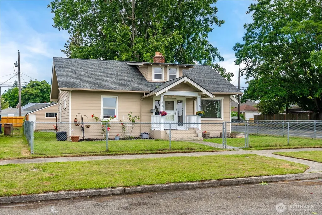 3802 Ainsworth Avenue Tacoma WA 98418