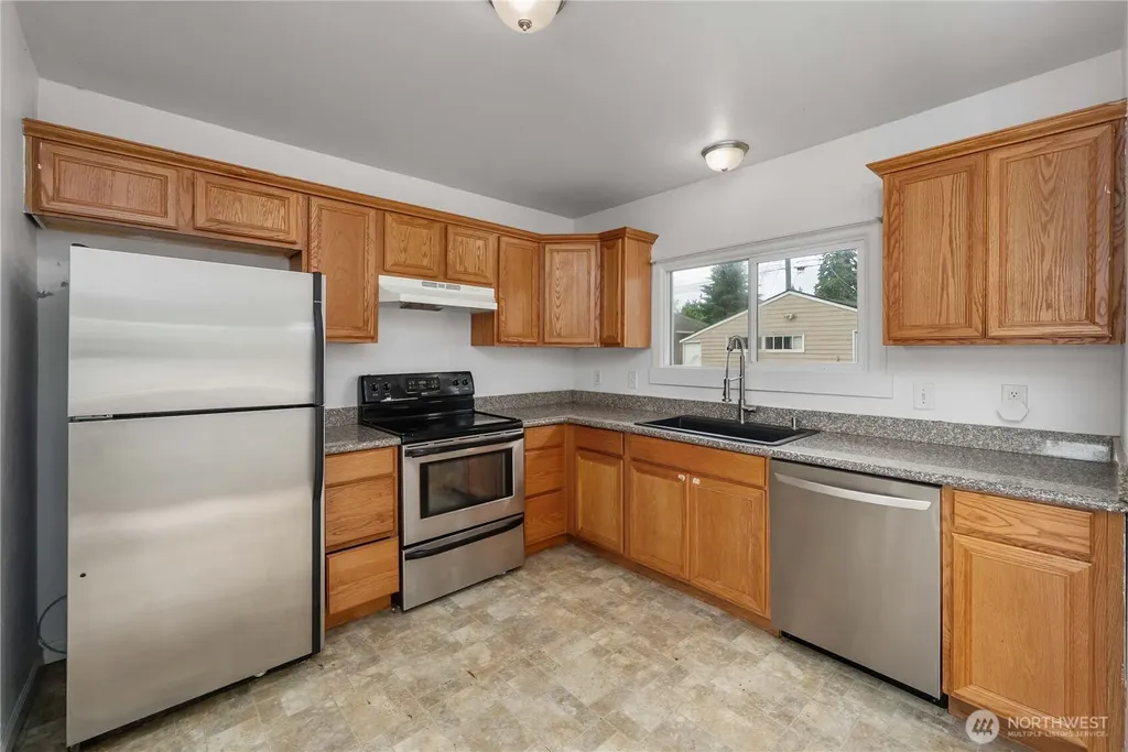3802 Ainsworth Avenue Tacoma WA 98418
