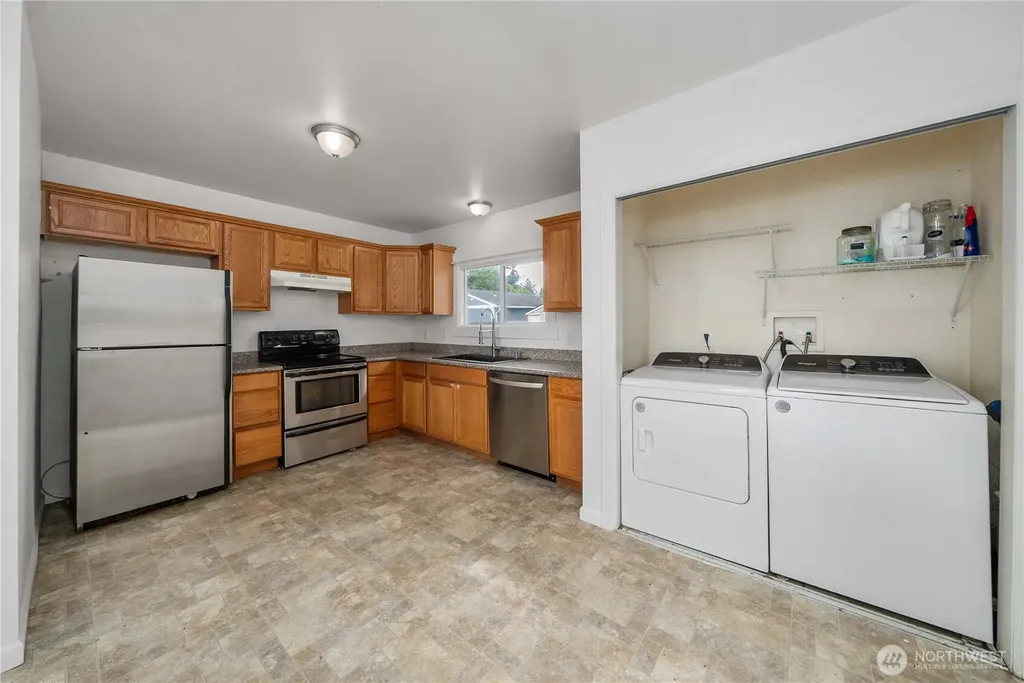 3802 Ainsworth Avenue Tacoma WA 98418