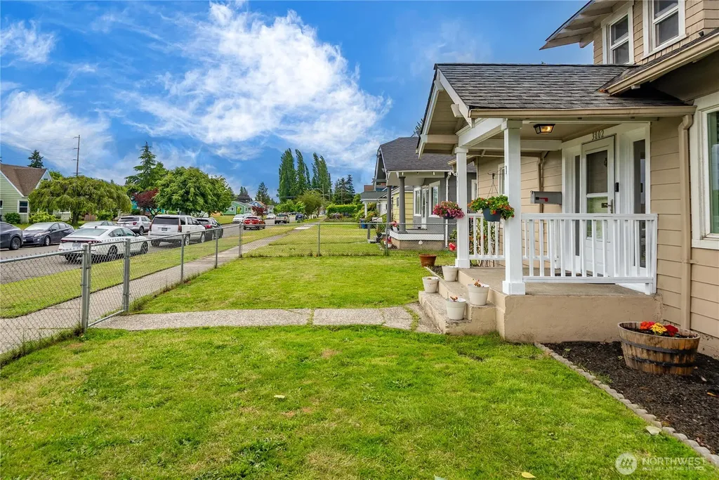 3802 Ainsworth Avenue Tacoma WA 98418