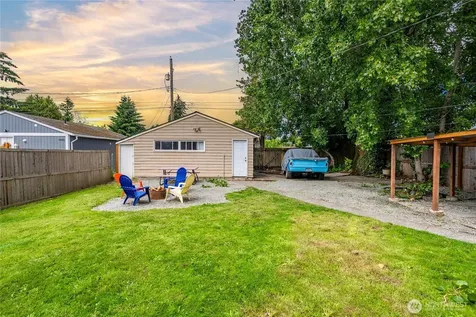 3802 Ainsworth Avenue Tacoma WA 98418