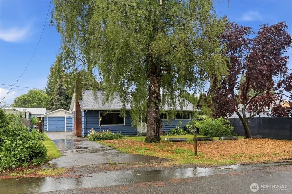 1034 Ash Avenue Marysville WA 98270