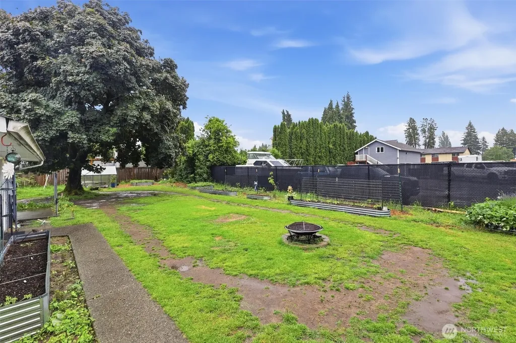 1034 Ash Avenue Marysville WA 98270