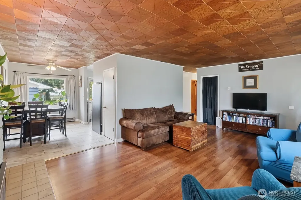 1034 Ash Avenue Marysville WA 98270