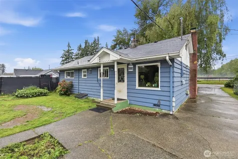 1034 Ash Avenue Marysville WA 98270