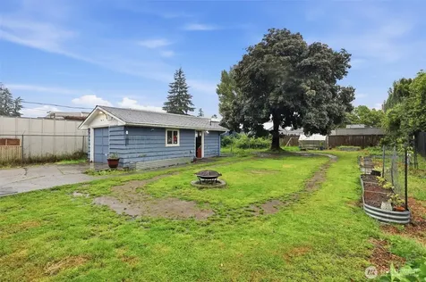 1034 Ash Avenue Marysville WA 98270
